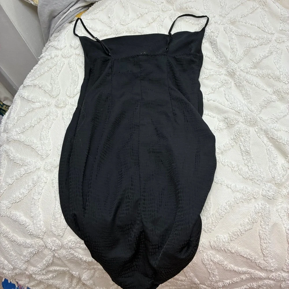 Forever 21 black cinched side mini dress - Picture 4 of 7